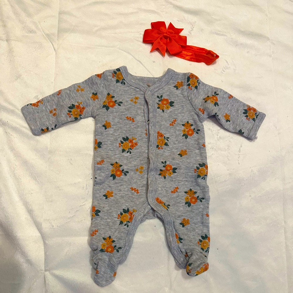 Newborn like new 100% cotton fall colors onsie
